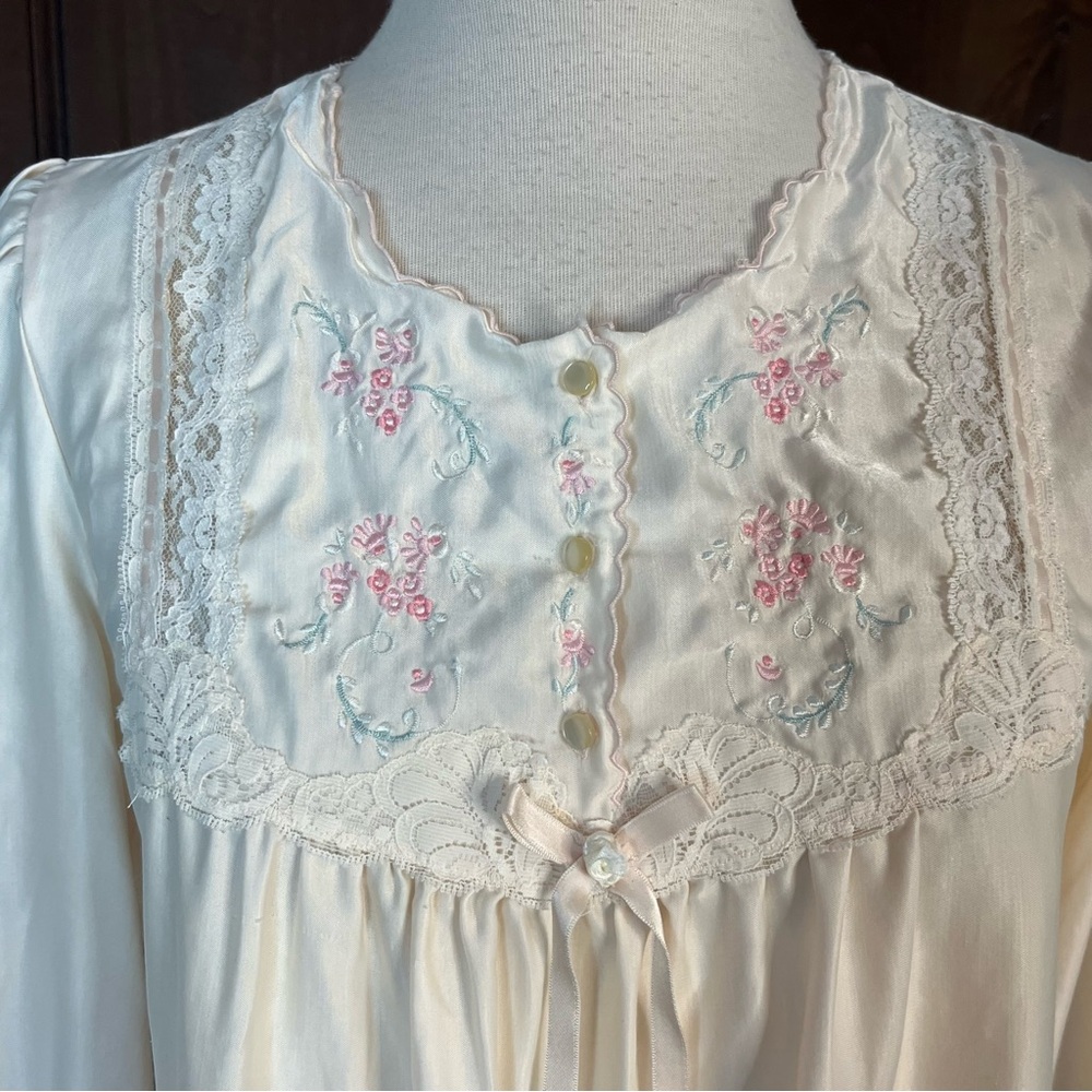 Vintage Cream Nightgown with Pink Floral Lace Yoke - Picture 1 of 13